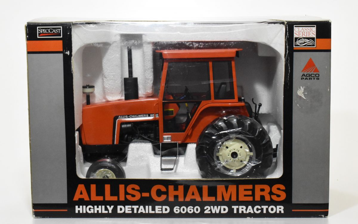 Allis-Chalmers 1/16 Allis Chalmers 6060 High Detail Tractor by SpecCast NIB Unopened! 
