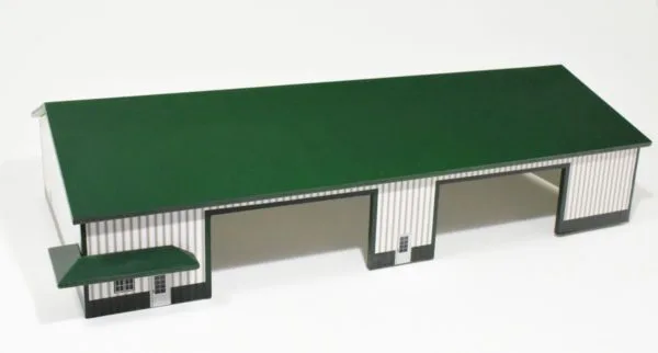 1/64 Green & White 60 x 120 Machine Shed With 2 Doors - Dalton's