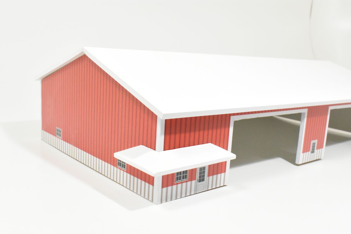 1/64 Red &amp; White 60 x 120 Machine Shed With 2 Doors 