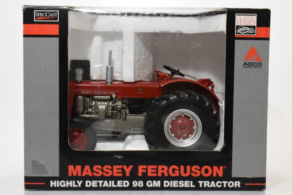 1/16 Massey Ferguson 98 GM Diesel Tractor - Daltons Farm Toys