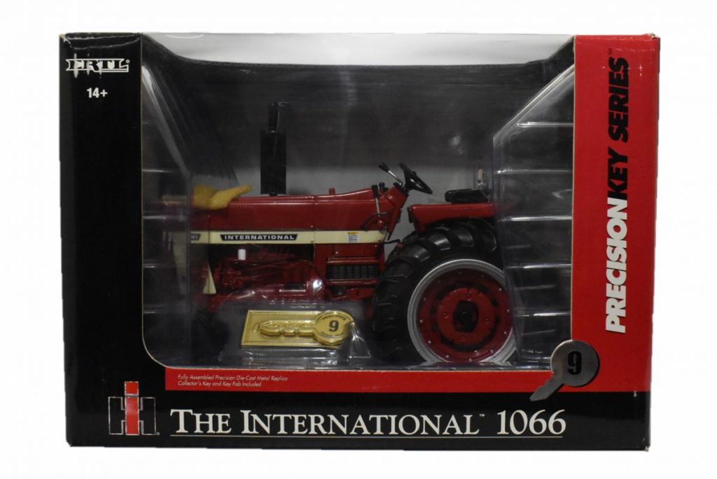 1/16 International Harvester 1066 Open Station Tractor, Precision Key ...