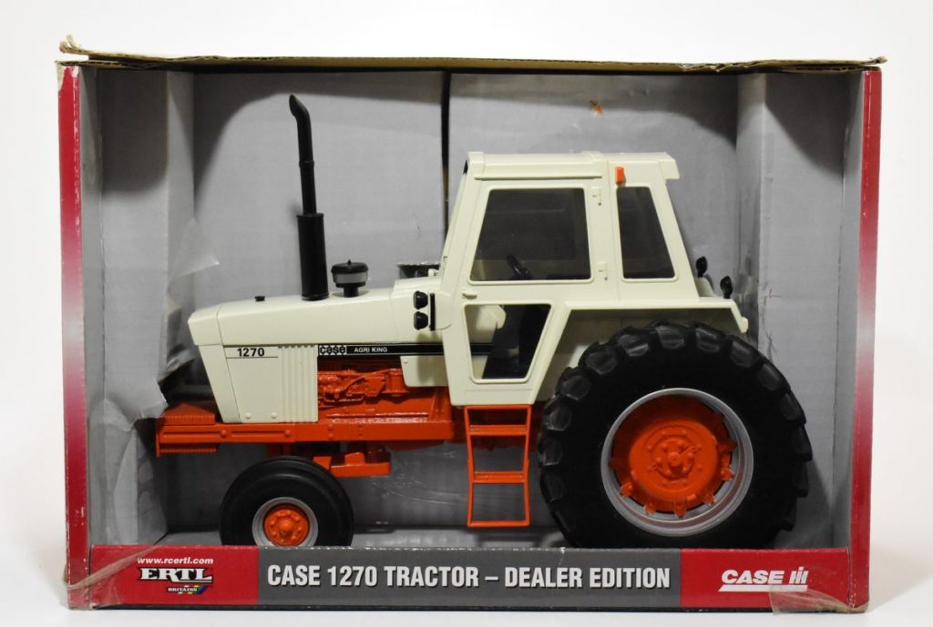 1/16 Case 1270 White Tractor with Cab, Dealer Edition Daltons Farm Toys