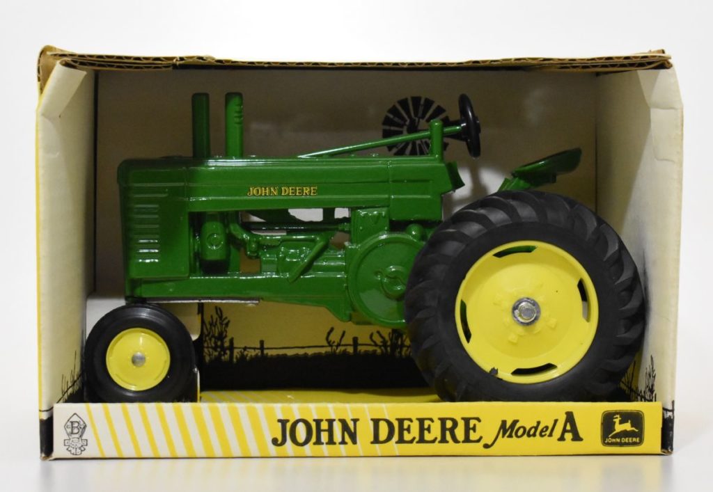 1/16 John Deere Model A Styled Tractor, Beckman High School Edition ...