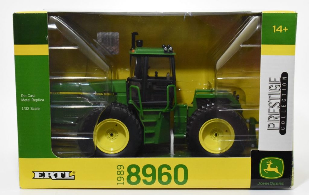 1 32 1989 John Deere 8960 4WD Tractor Daltons Farm Toys 1-32-1989-john-deere-8960-4wd-tractor-daltons-farm-toys