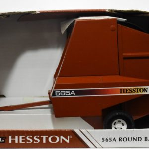 Hesston 565A Round Baler  By Ertl   1/16th Scale   ! 