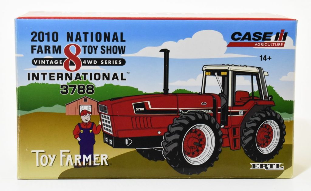 1/32 International Harvester 3788 2+2 4WD Tractor, Toy Farmer Show ...
