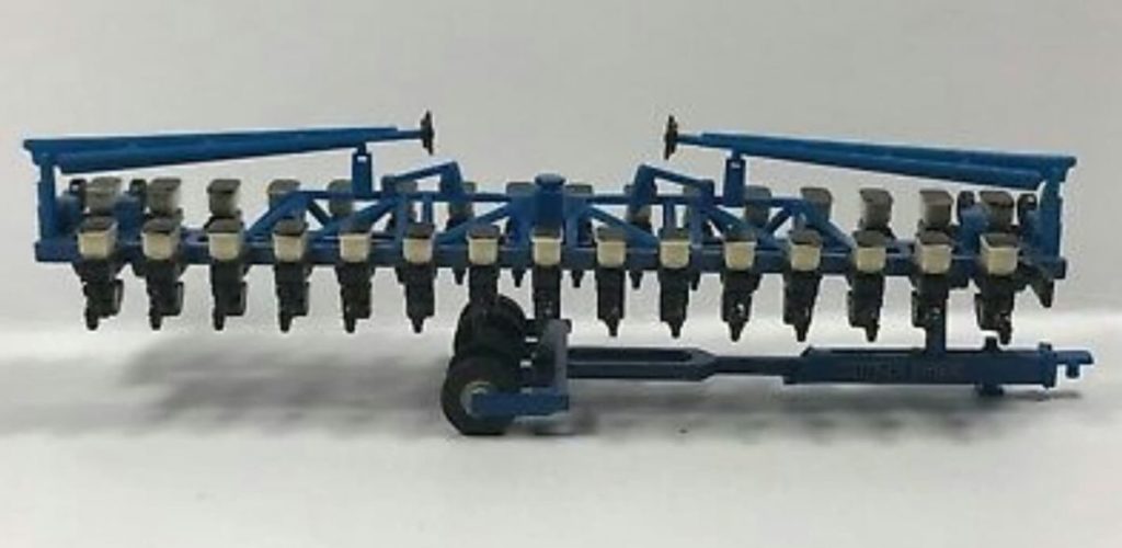 164 Kinze Model 3600 16 Row Planter With Interplant Daltons Farm Toys