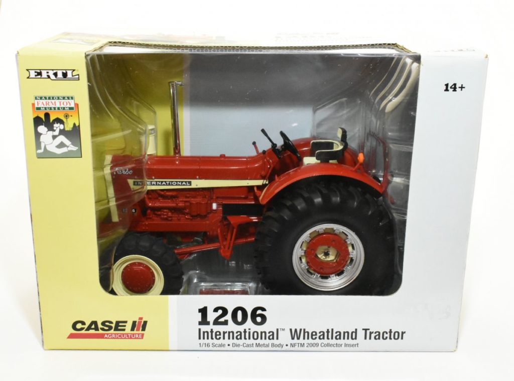 1/16 International Harvester Farmall 1206 Wheatland Tractor With Front ...