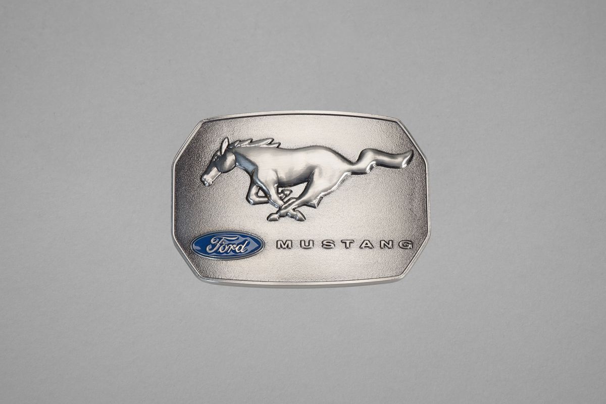 mustang belt buckle