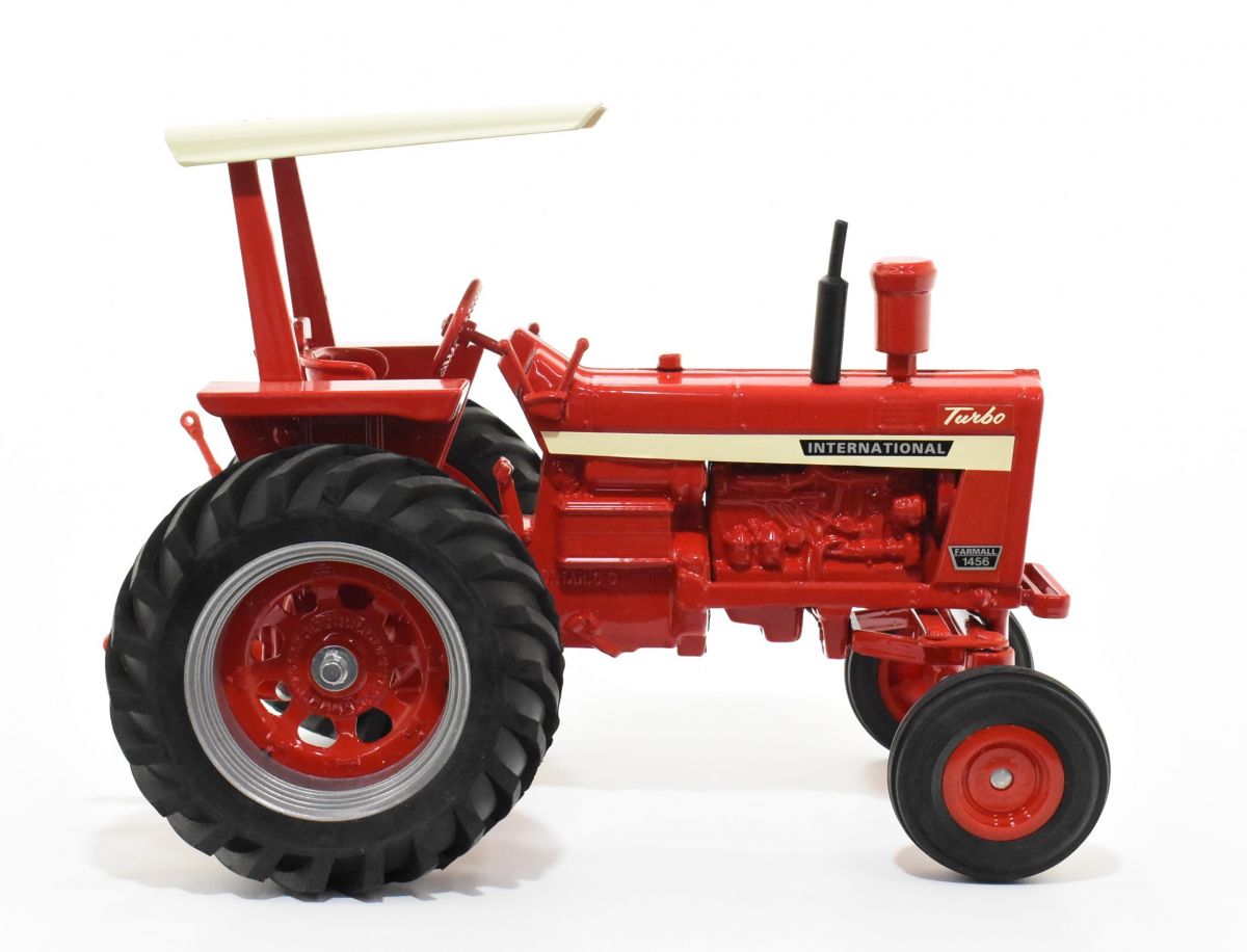 尚様ご購入希望・Harvest group・１９６６年・Thomsen・４３cm 1/16 International Harvester Farmall 1456 Tractor With Rops
