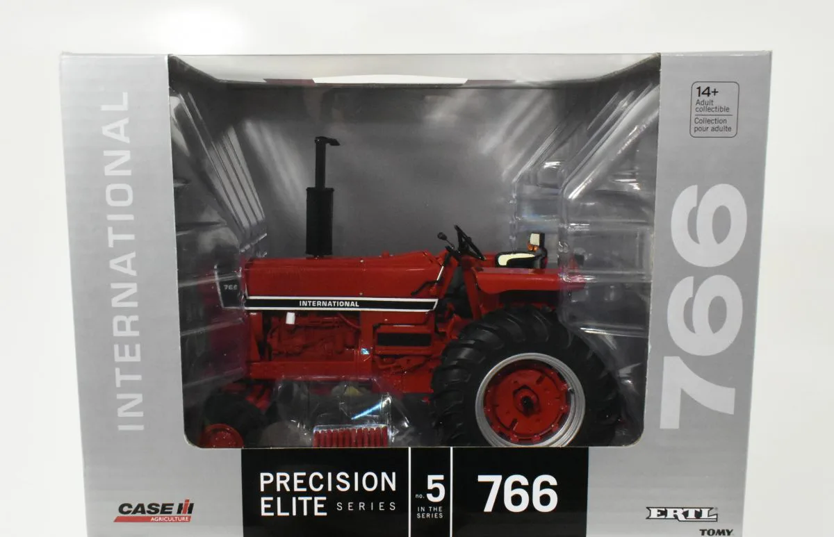 1/16 International Harvester Black Stripe 766 Tractor With Wide