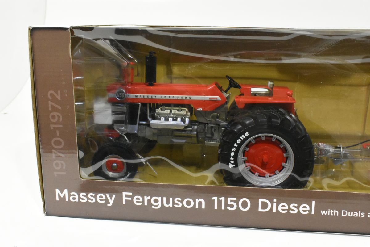 Spec Cast SCT-709 1:16 Massey Ferguson 1150 Tractor with Radio 