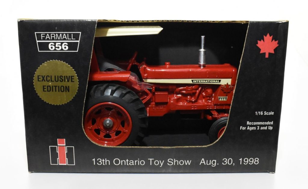 1/16 International Farmall 656 Tractor 13th Ontario Toy Show Edition