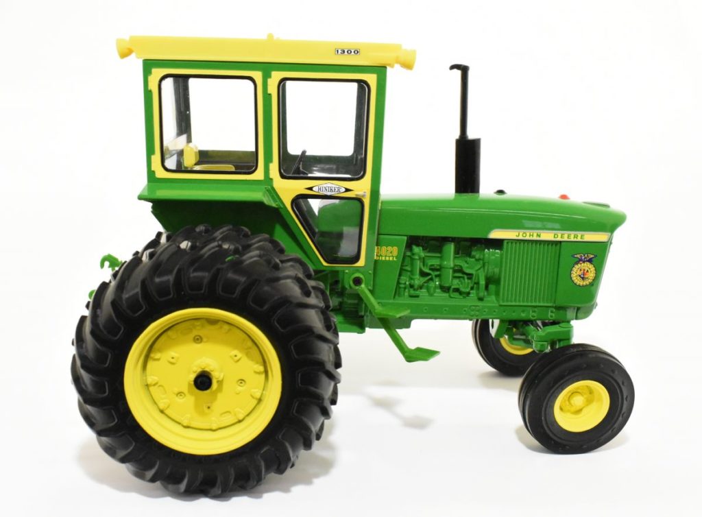 1/16 John Deere 4020 Diesel Tractor With Hiniker Cab & Duals, Iowa FFA