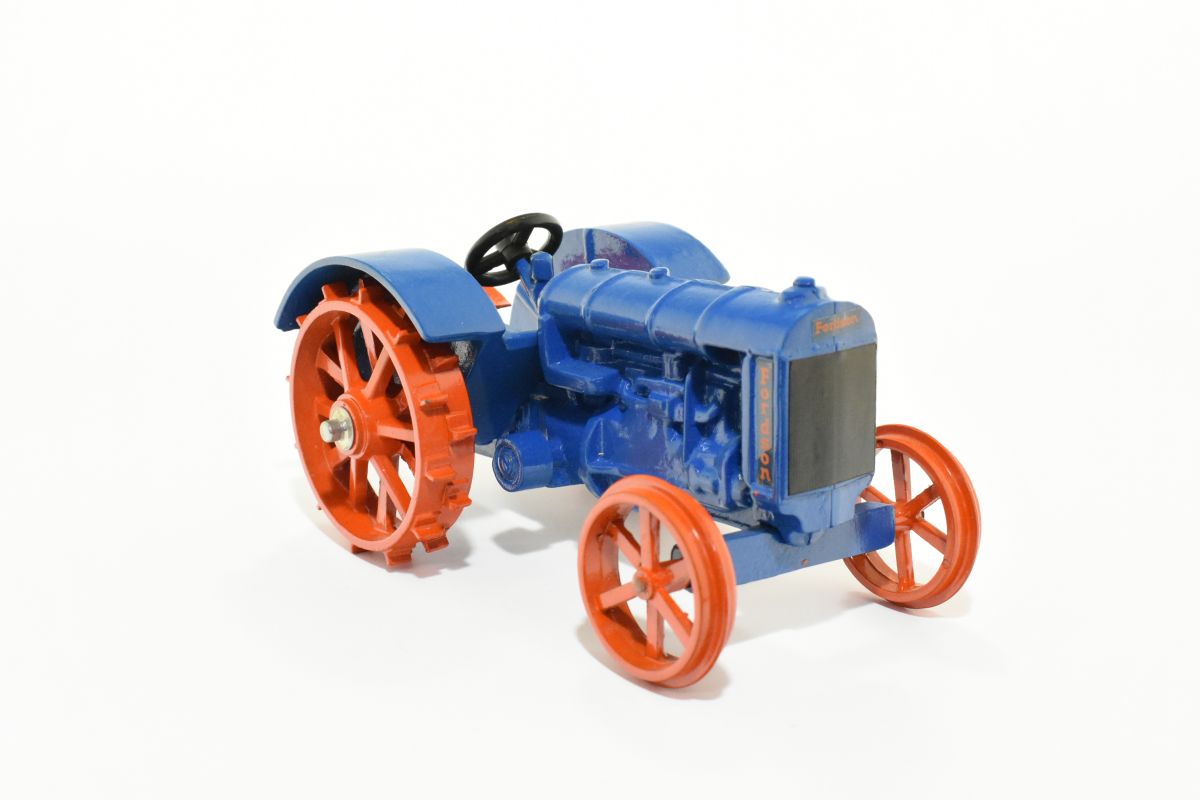 1/16 Fordson Blue & Orange Tractor With Steel Wheels Daltons Farm Toys