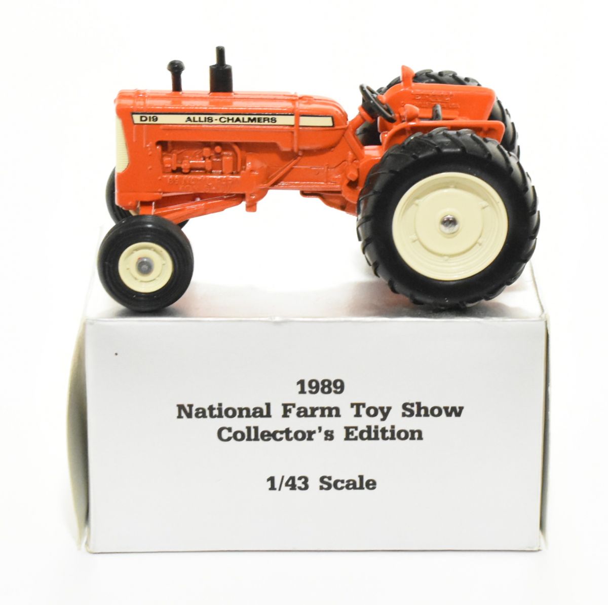 1/43 Allis Chalmers D-19 Toy Farmer Tractor 1989 W/Box! 