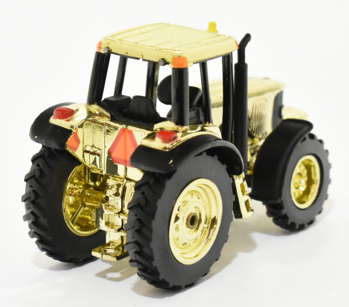 1/64 Gold John Deere 7520 Tractor, Waterloo Special Edition - Image 2