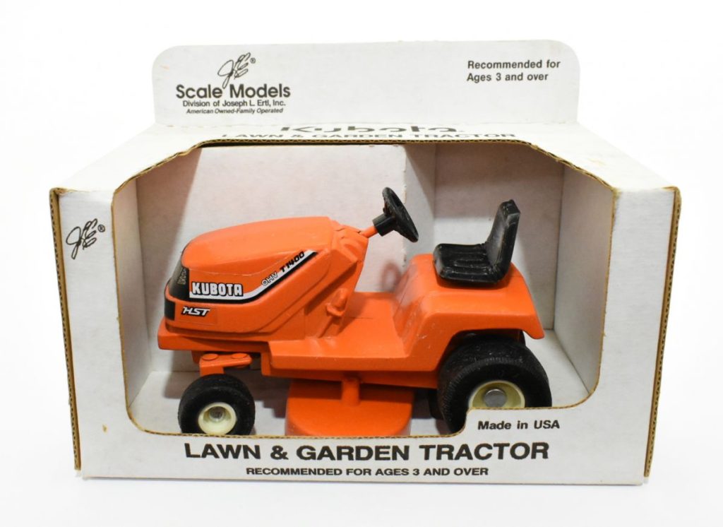 1/16 Kubota HST T1400 Lawn & Garden Tractor Daltons Farm Toys