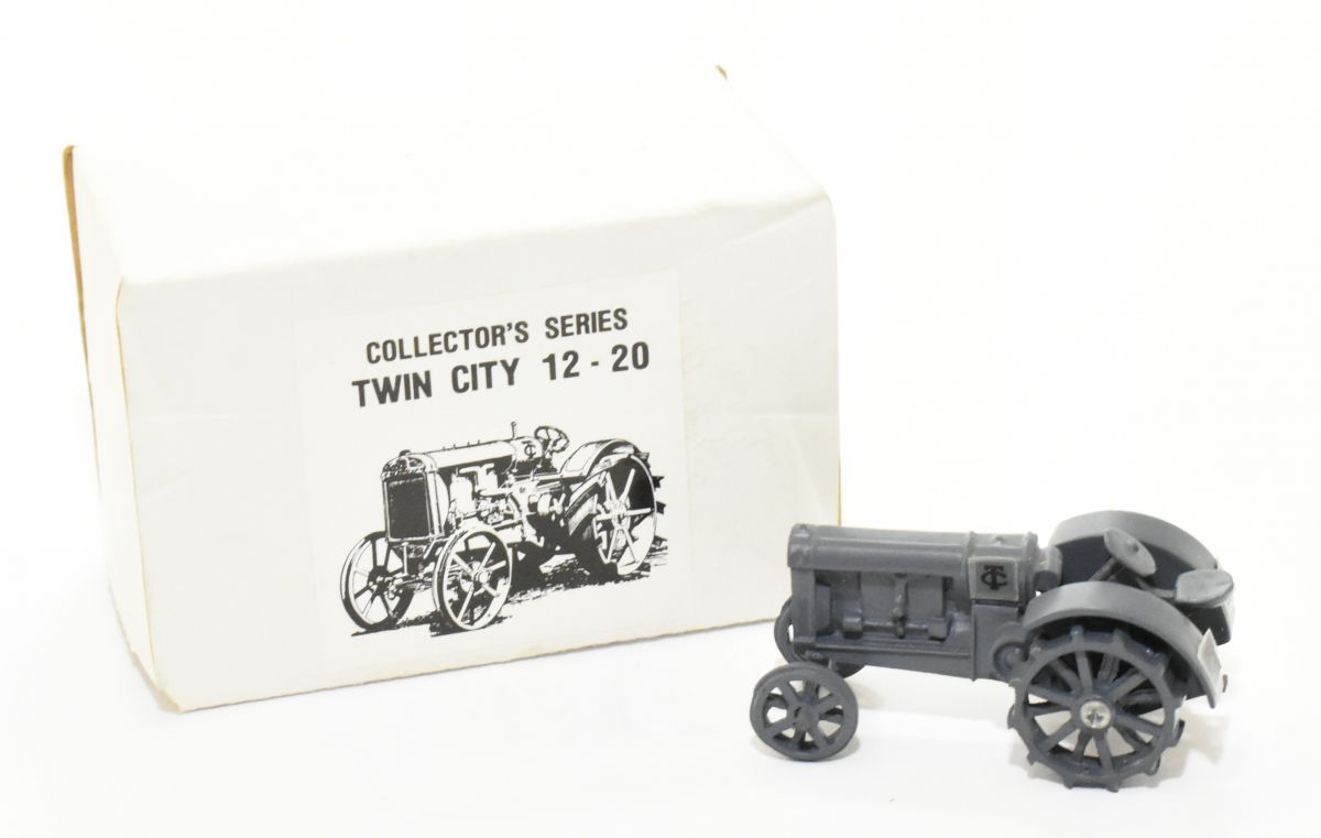 1/64 Twin City 1220 Tractor, Collector's Edition Daltons Farm Toys