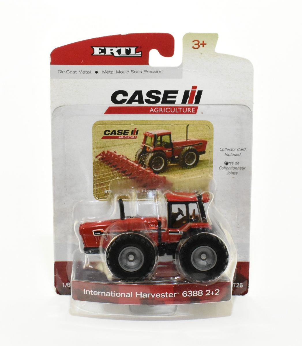 2015 Ertl Toys Case Farmall International Harvester Toy Catalog Tractors   D2C 