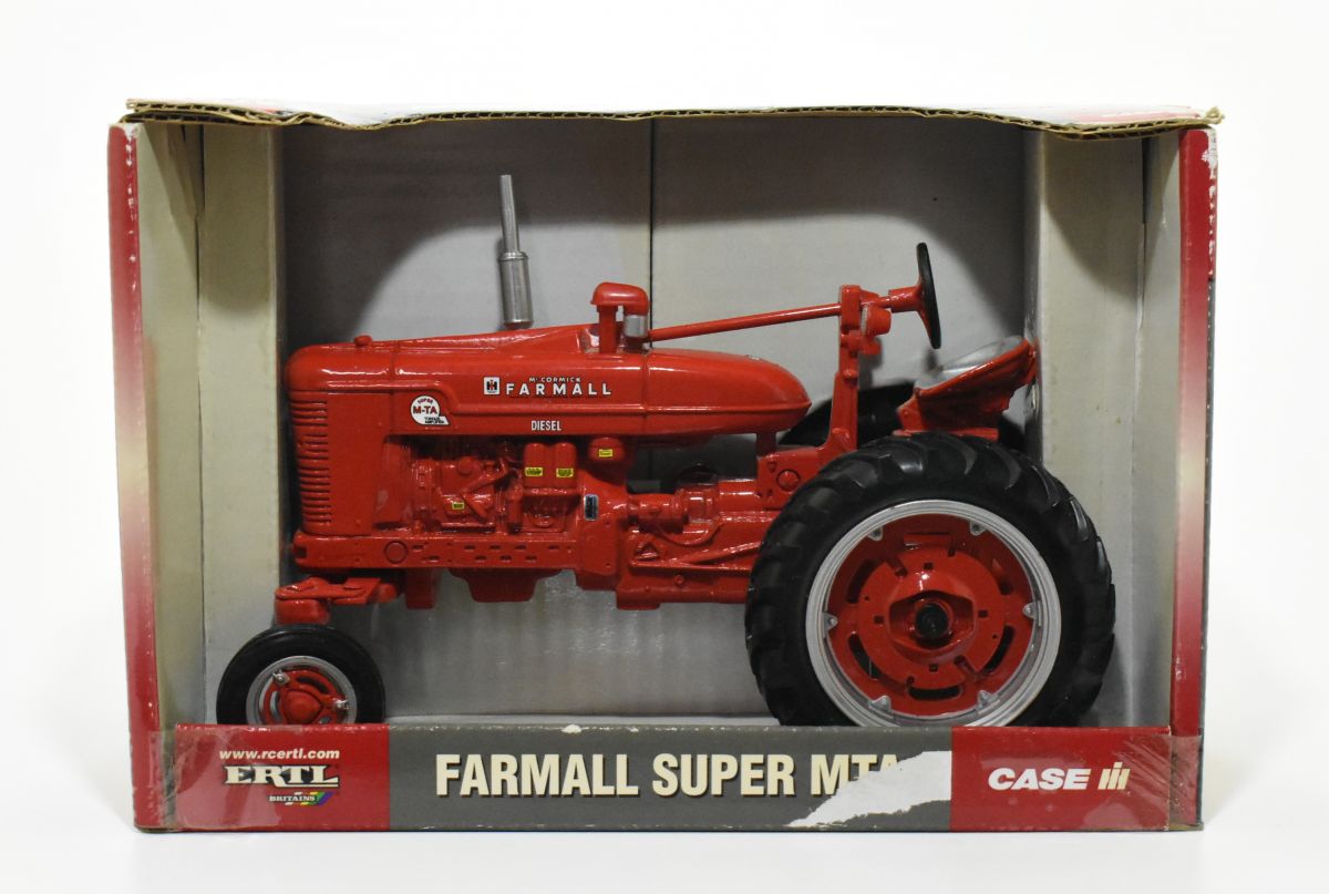 1/16 International Harvester Farmall Super M-TA Diesel Tractor With ...