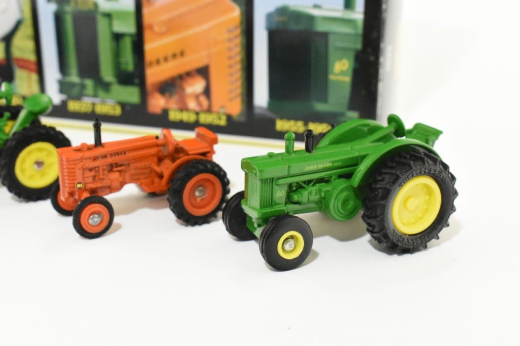 164 John Deere Farm Country Historical Tractor Set In Box Overtime Model Mi Model G Model 80 4530