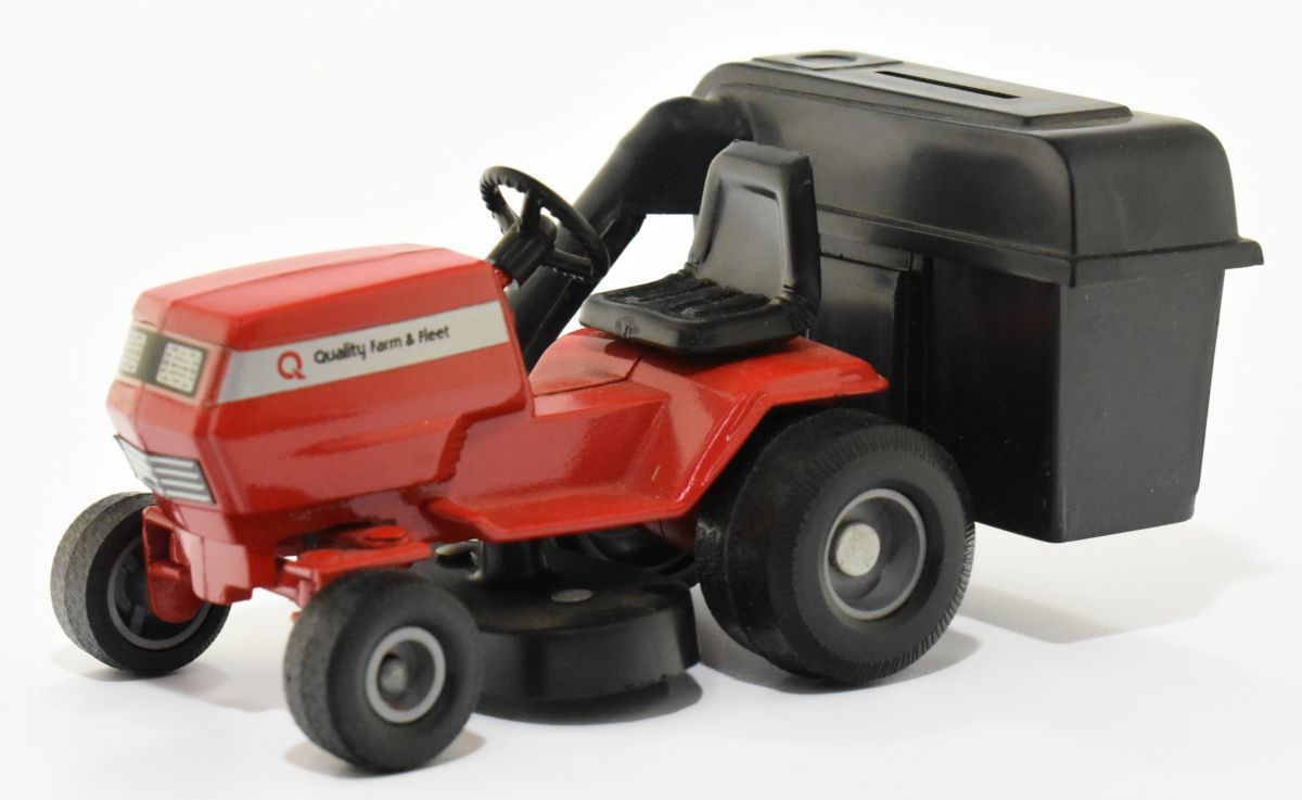 1 16 Farm and Fleet Lawn Mower