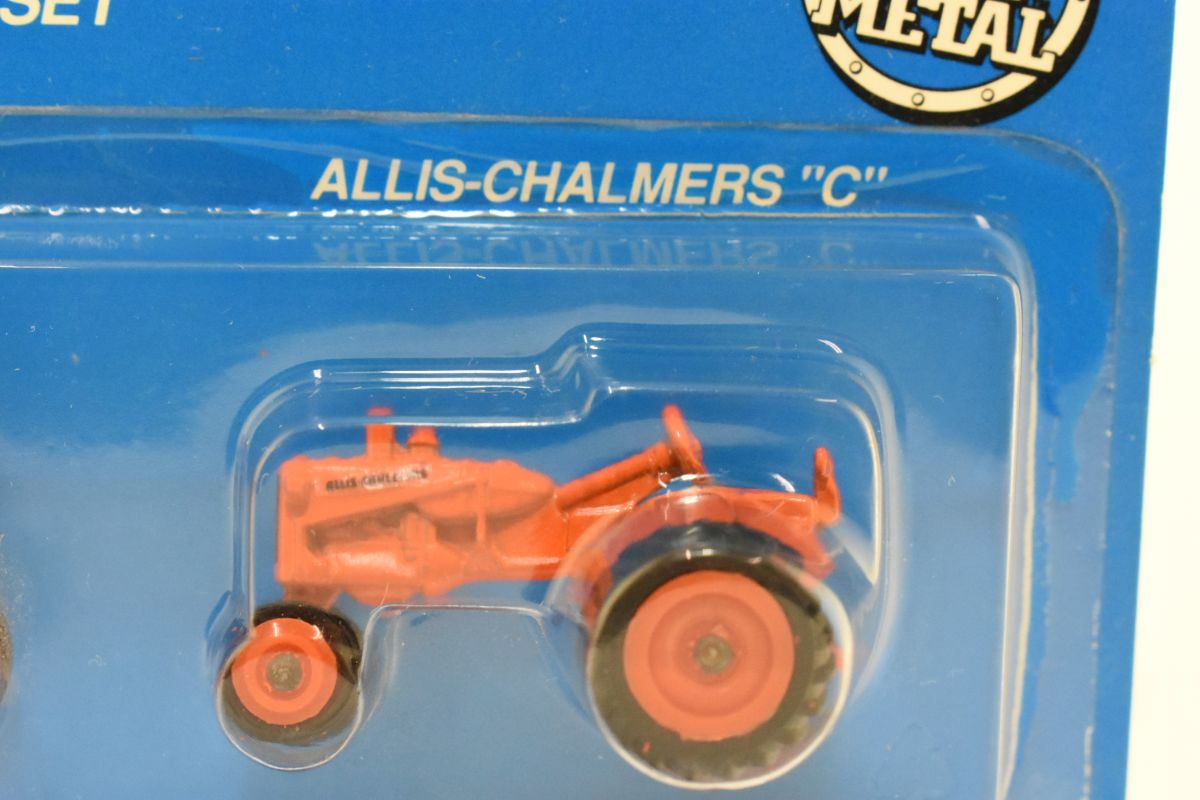 TWO Allis-Chalmers Ertl WD-45 Toy Tractor NEW SEALED 1/64 Scale Die Cast 1:64 