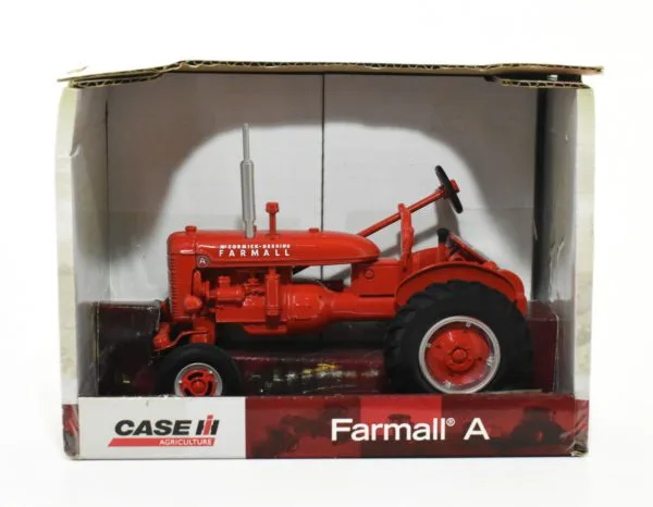 1/16 International Harvester Farmall A Tractor - Dalton's Farm Toys