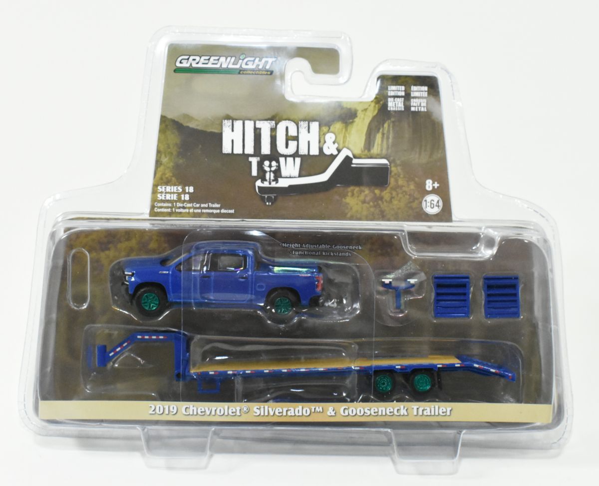 1/64 2019 Blue Chevrolet Silverado Pickup Truck With Gooseneck Flatbed Trailer, Green Machine