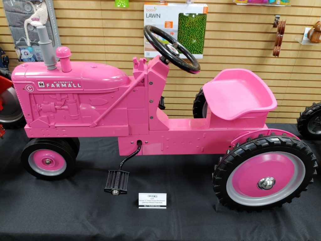 New International Harvester Farmall C Pink Pedal Tractor With Narrow Front Daltons Farm Toys 5470