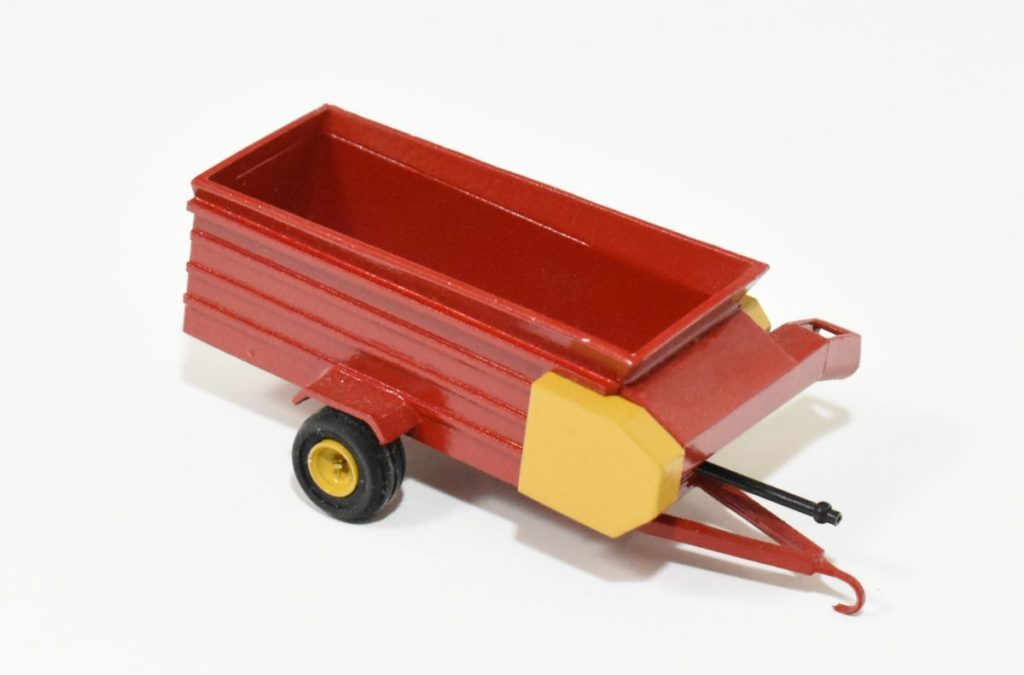 1/64 Custom Schuler Feed Mixer Wagon Daltons Farm Toys