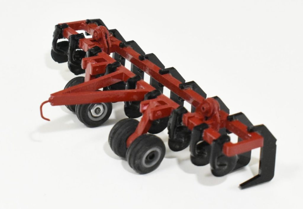 1/64 Custom 9 Shank Pull Type Ripper With Folding Wings, Red - Dalton's ...