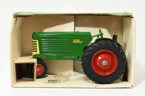 1/16 Oliver Row Crop 77 Tractor