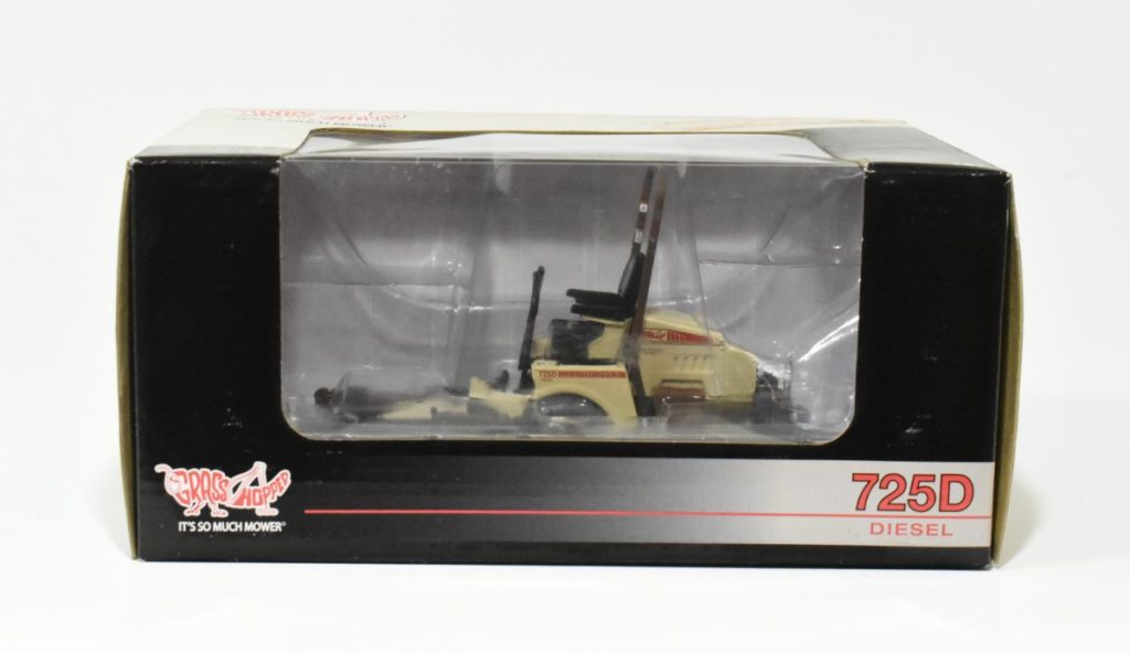 1/16 Grasshopper 725D Zero Turn Mower - Daltons Farm Toys