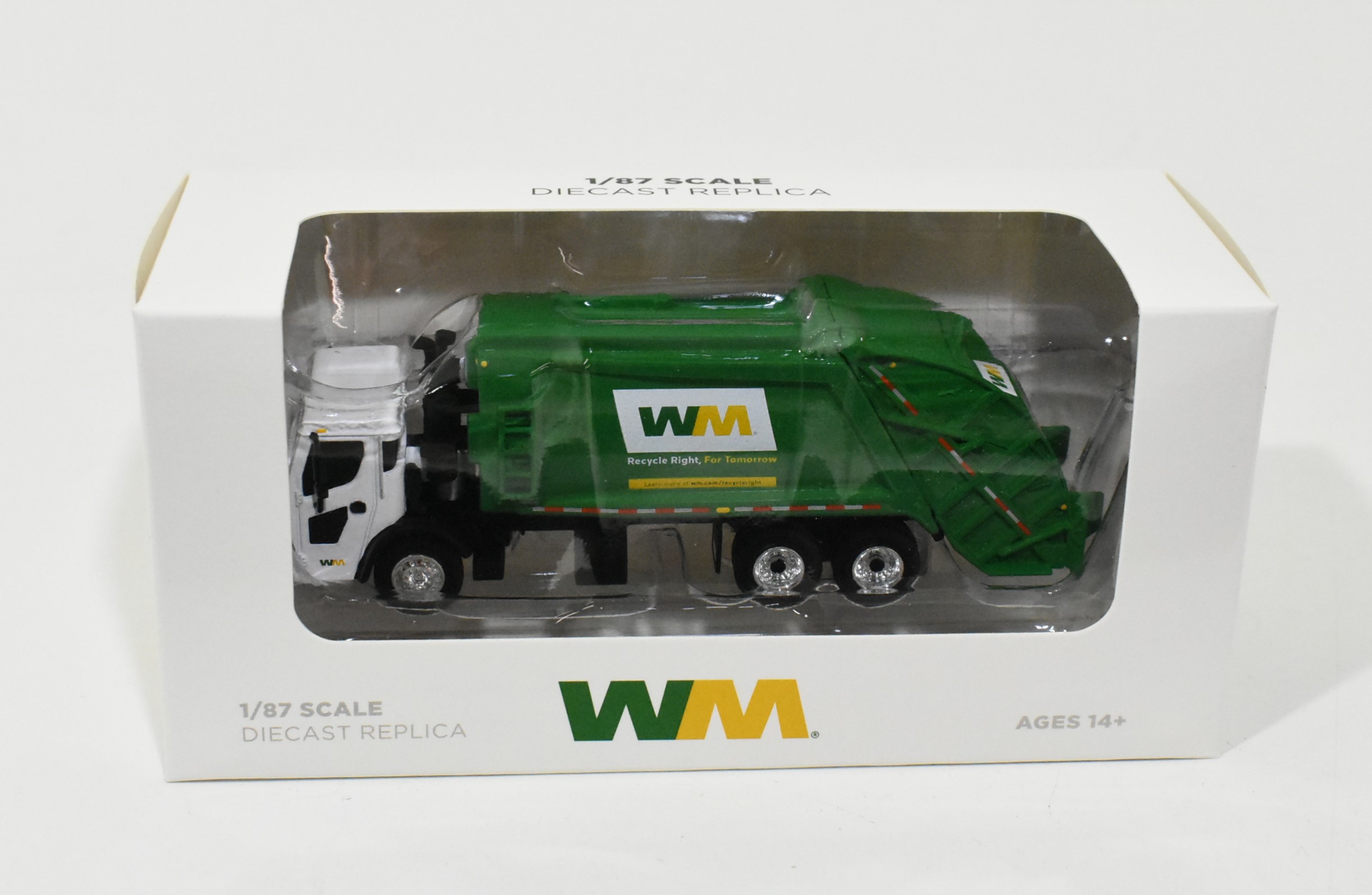 1/87 Mack LR Rear Load Garbage Truck, Waste Management Dalton's
