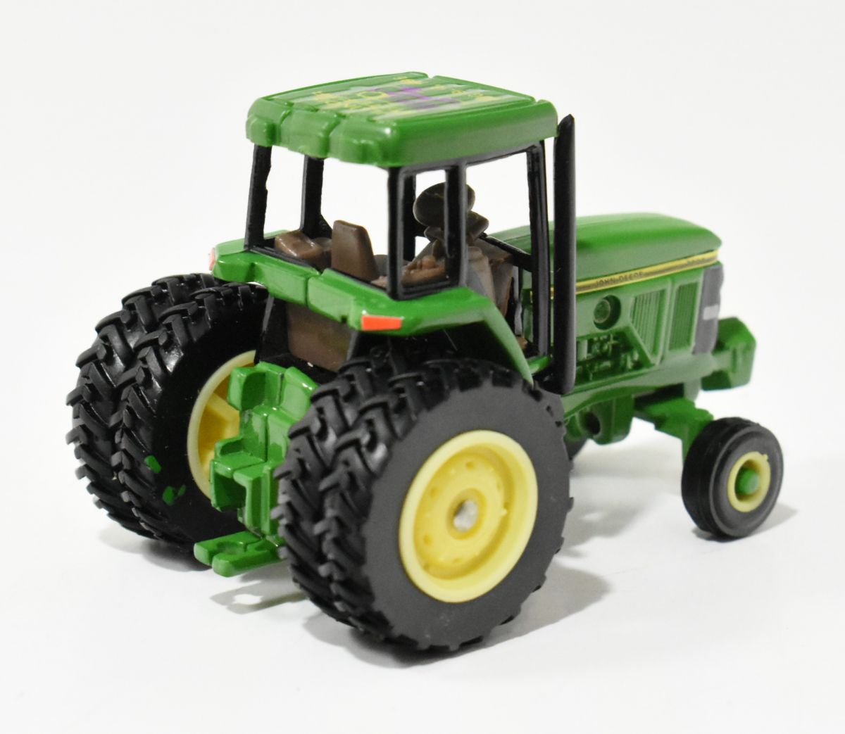 1/64 John Deere Tractor With Dual Rear Wheels, 1996 Illinois State Fair