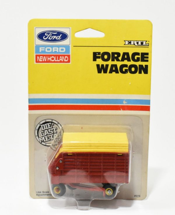 Forage Wagon Gray Top New on Card 1/64th Scale Details about   Ertl Ford New Holland 