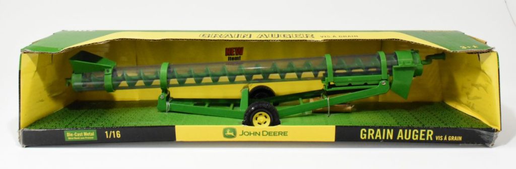 1/16 John Deere Grain Auger - Dalton's Farm Toys