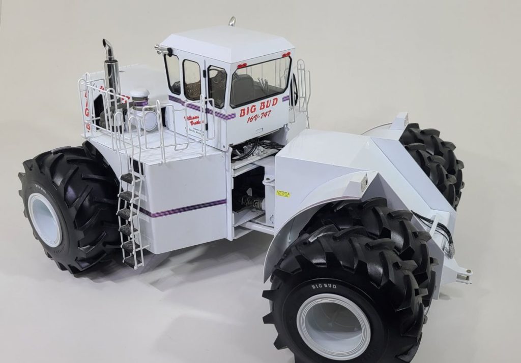 1/16 Big Bud 16V 747 4wd Tractor, 900 Horsepower Modern Edition
