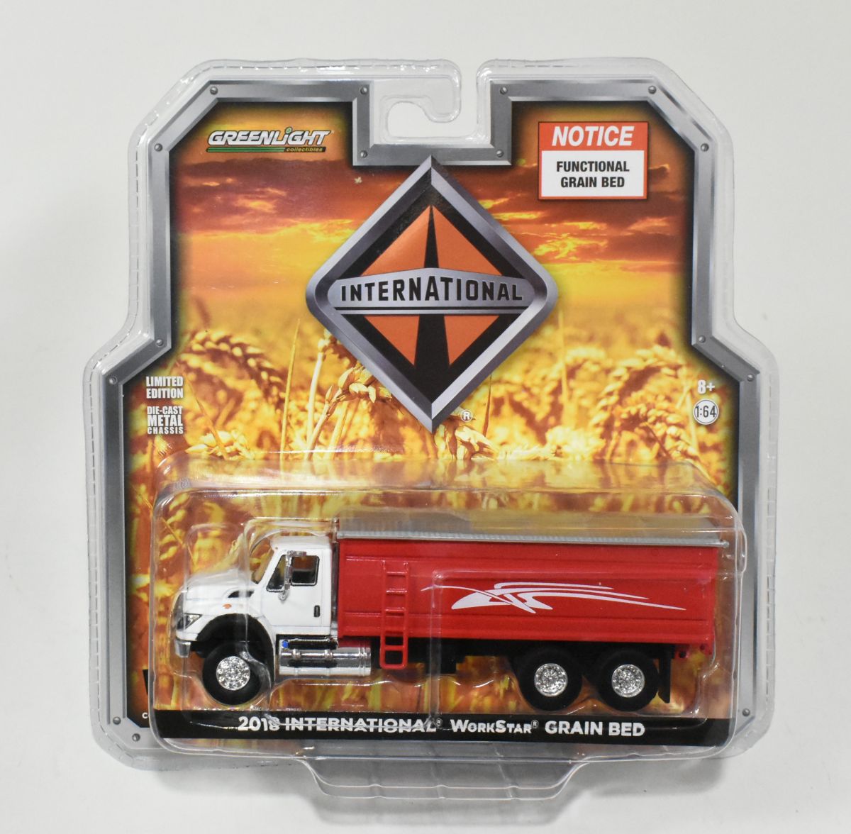 1/64 International Workstar Grain Truck, White Cab & Red Box Daltons
