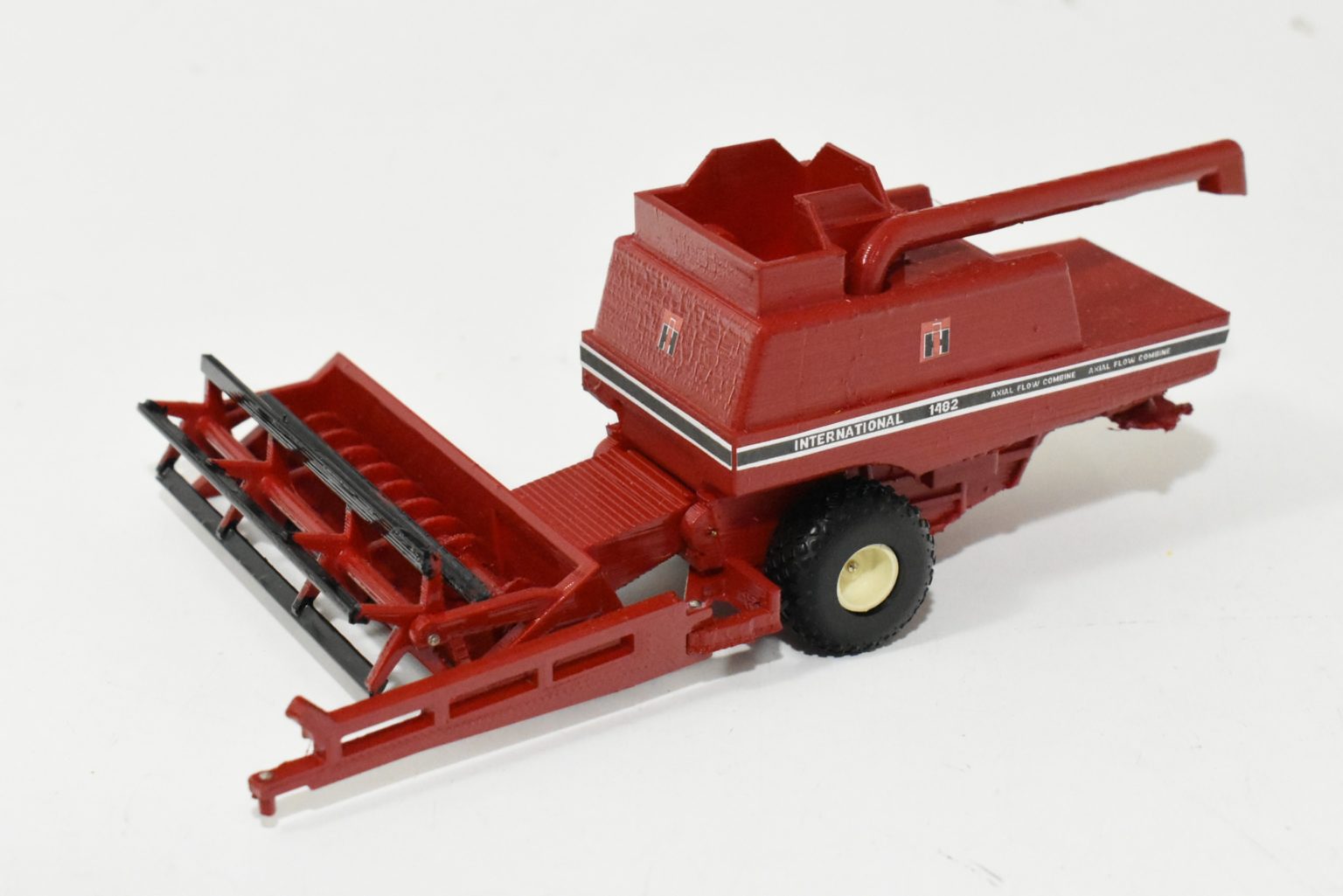 1/64 Custom International Harvester 1482 Pull Type Combine - Daltons