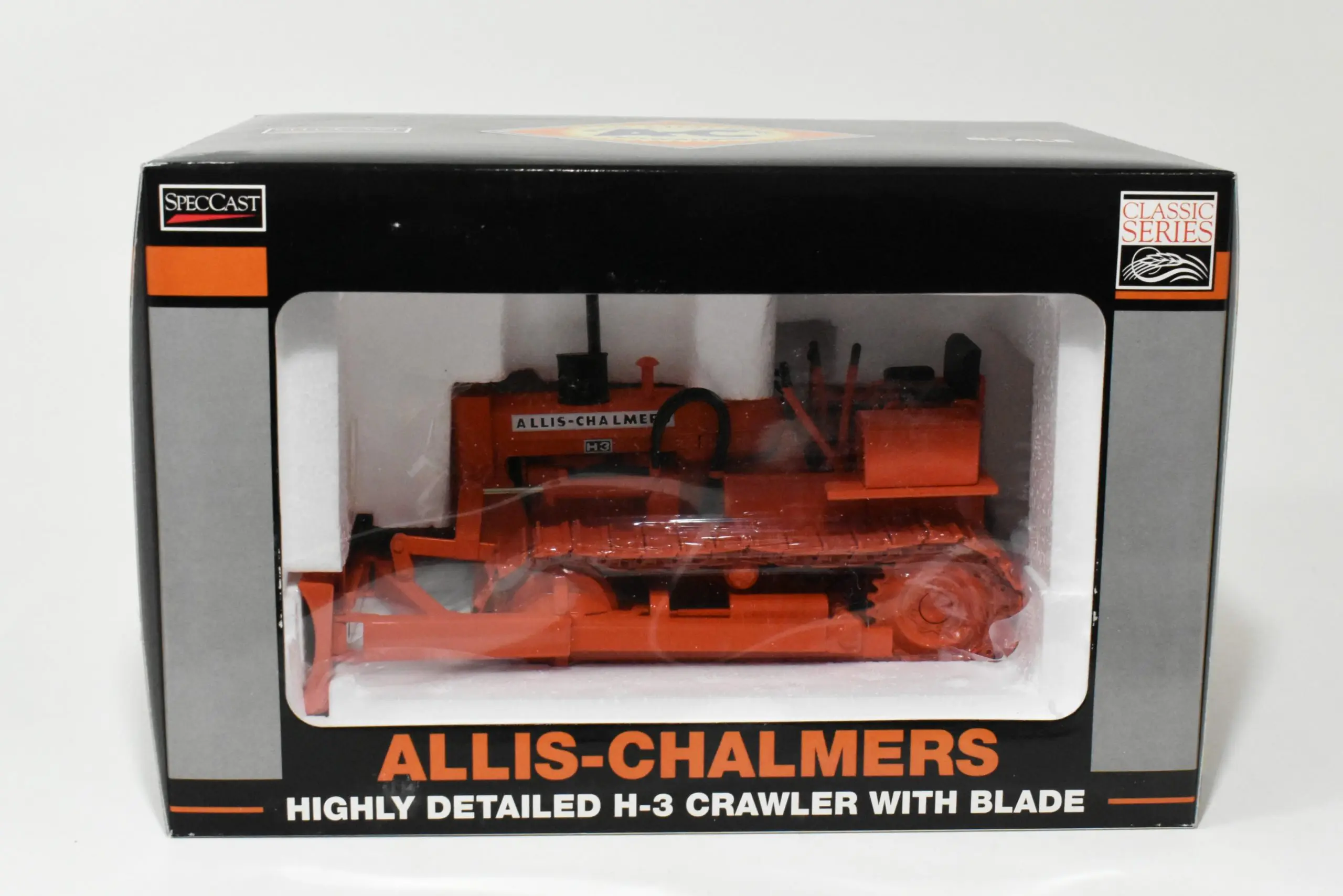 1/16 Allis Chalmers H-3 Crawler With Blade - Dalton's Farm Toys