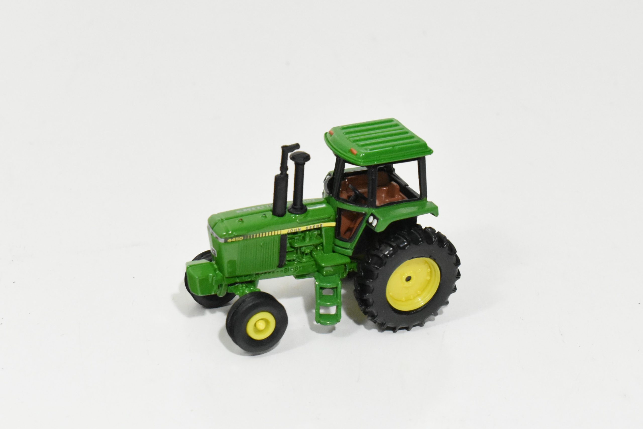 NICE 1/64 John Deere 4450 authentic #6 tractor w/ front assist by Ertl very nice 