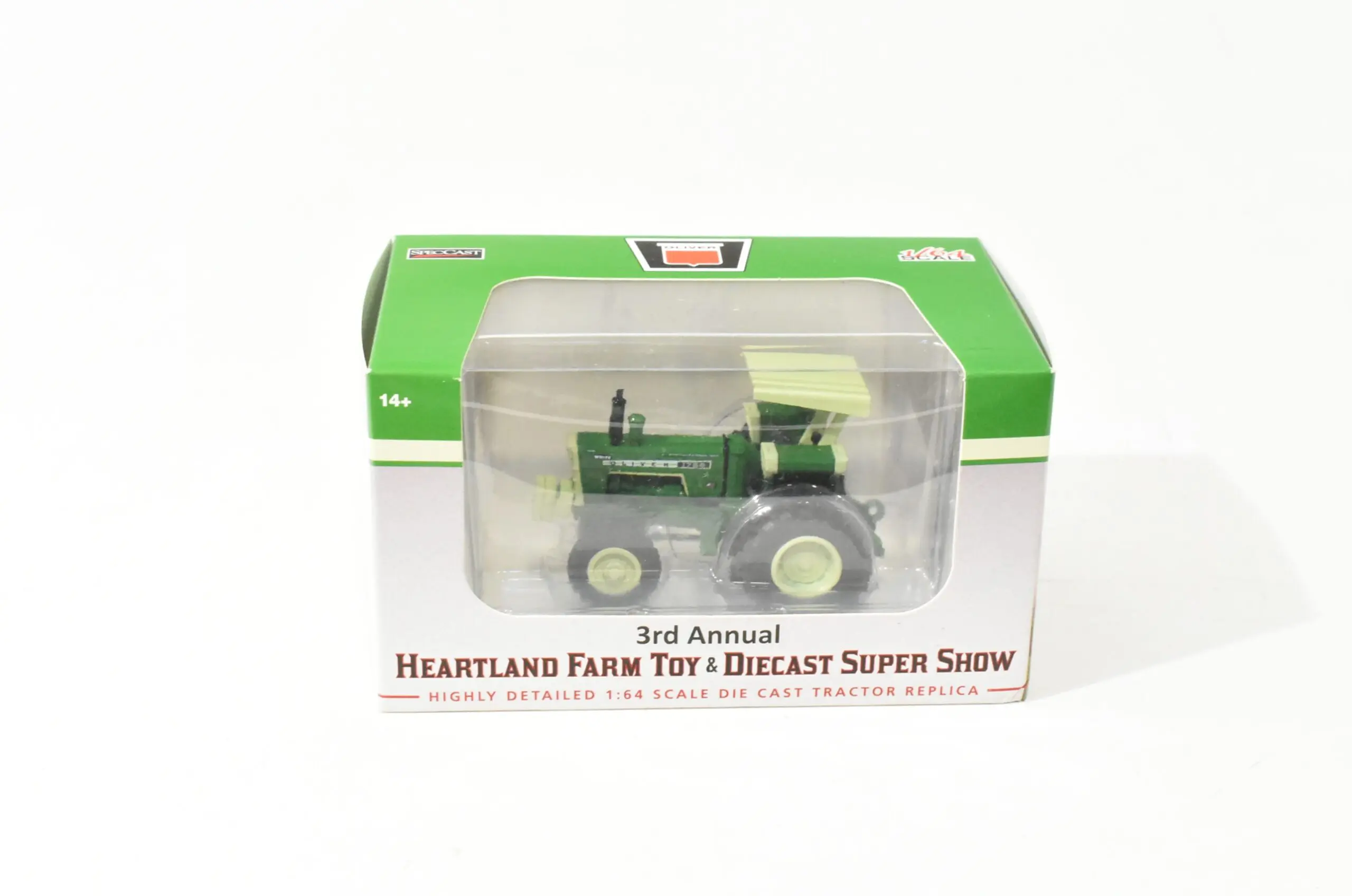 ERTL 1855 Oliver ‘87 National Toy Show tractor. New in offers box