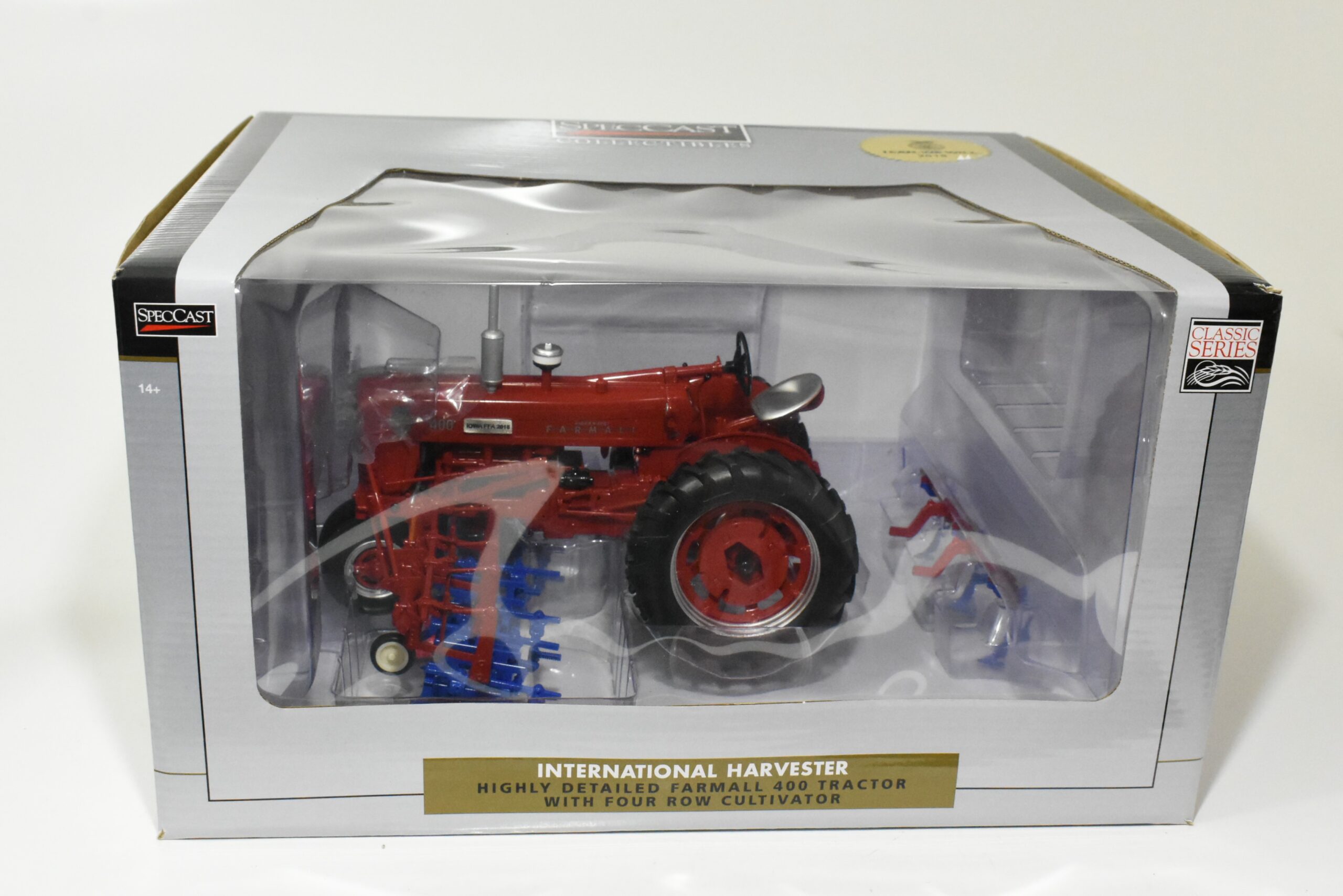 1/16 International Harvester Farmall 400 Tractor With Cultivator, Iowa ...