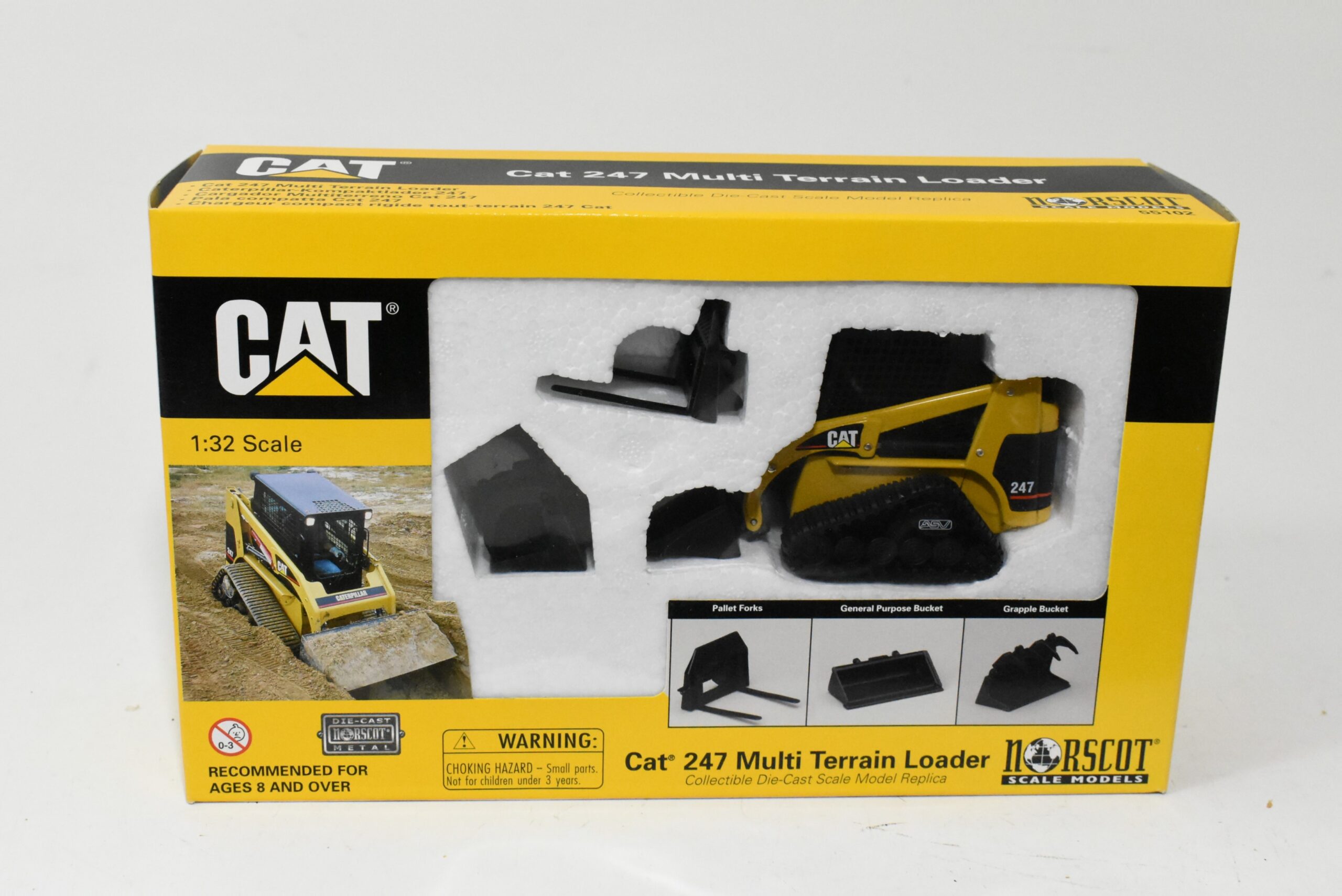 1/32 Cat Caterpillar 247 Tracked Skid Steer Loader With Bucket, Forks