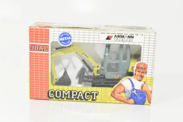 1/32 Mini Excavator Yanmar B37 - Dalton's Farm Toys