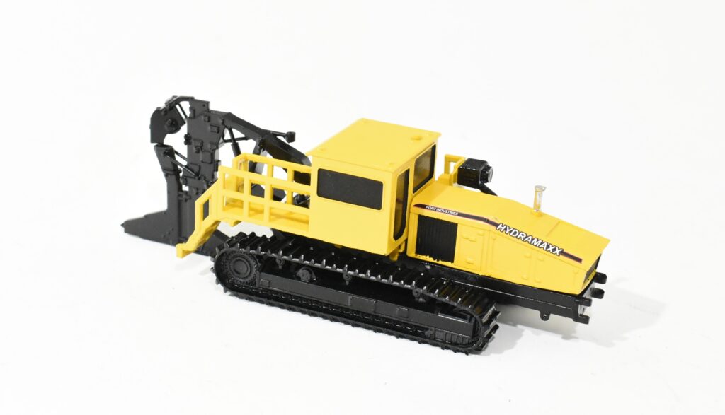 1/64 Scratch Built Hydramaxx 3320 Tracked Double Link Tile Plow
