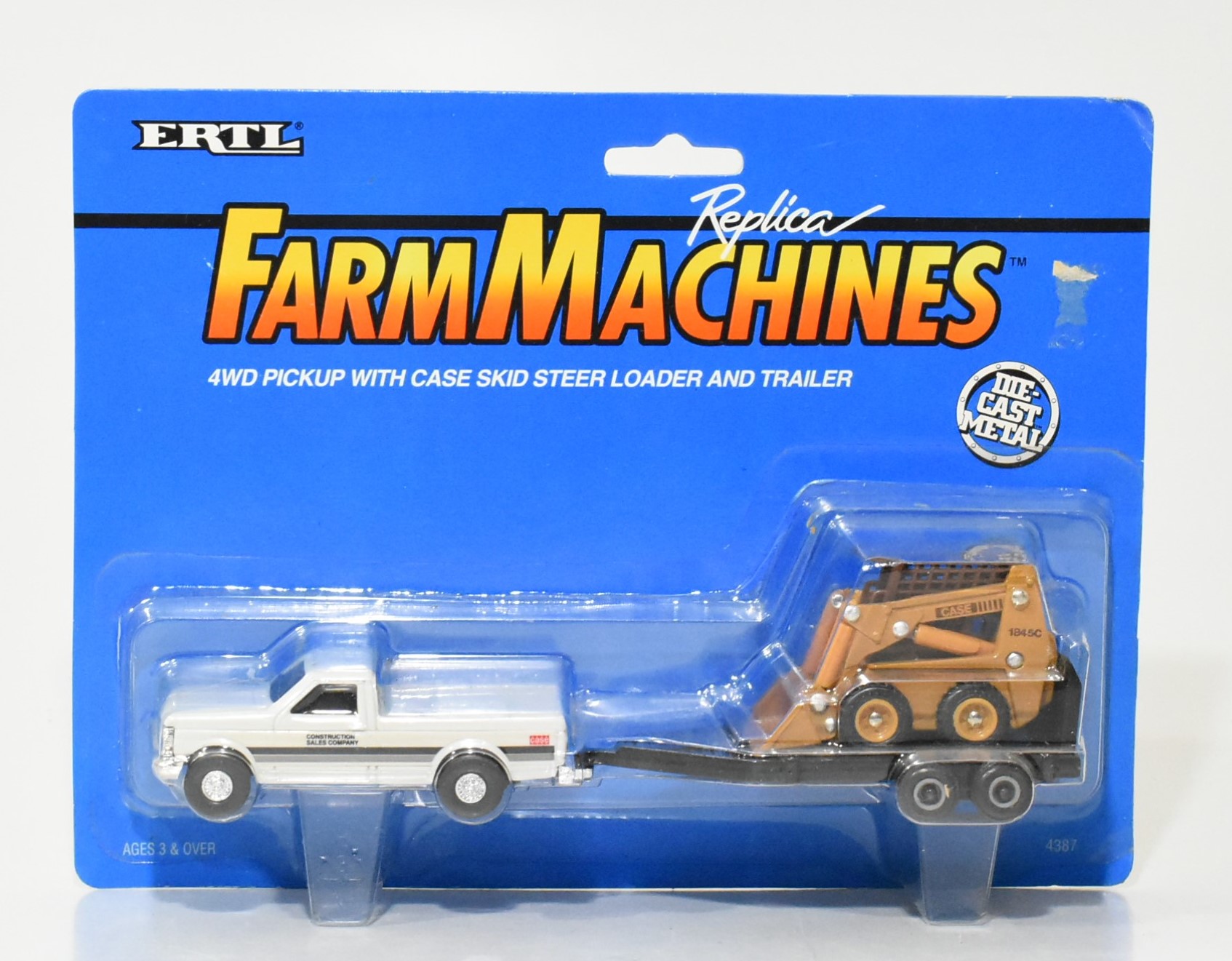 1/64 4WD Pickup With Case 1845C Skid Steer Loader & Trailer Daltons